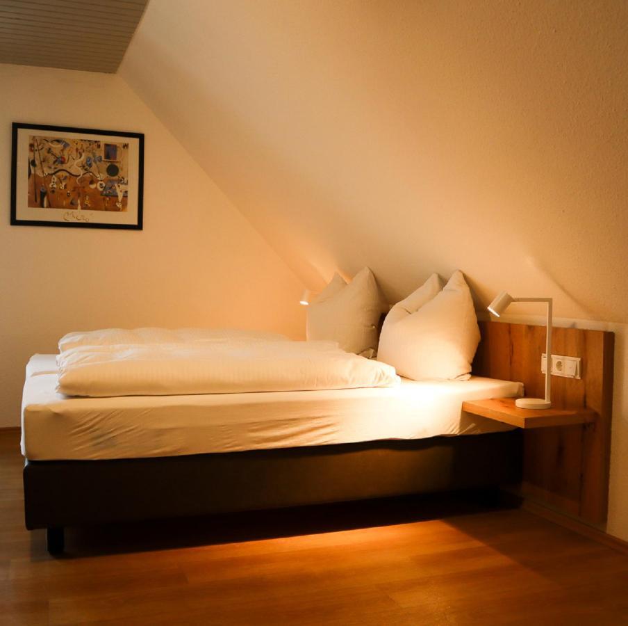 Hotel Weinstube Sinas Brettl Nördlingen Zewnętrze zdjęcie