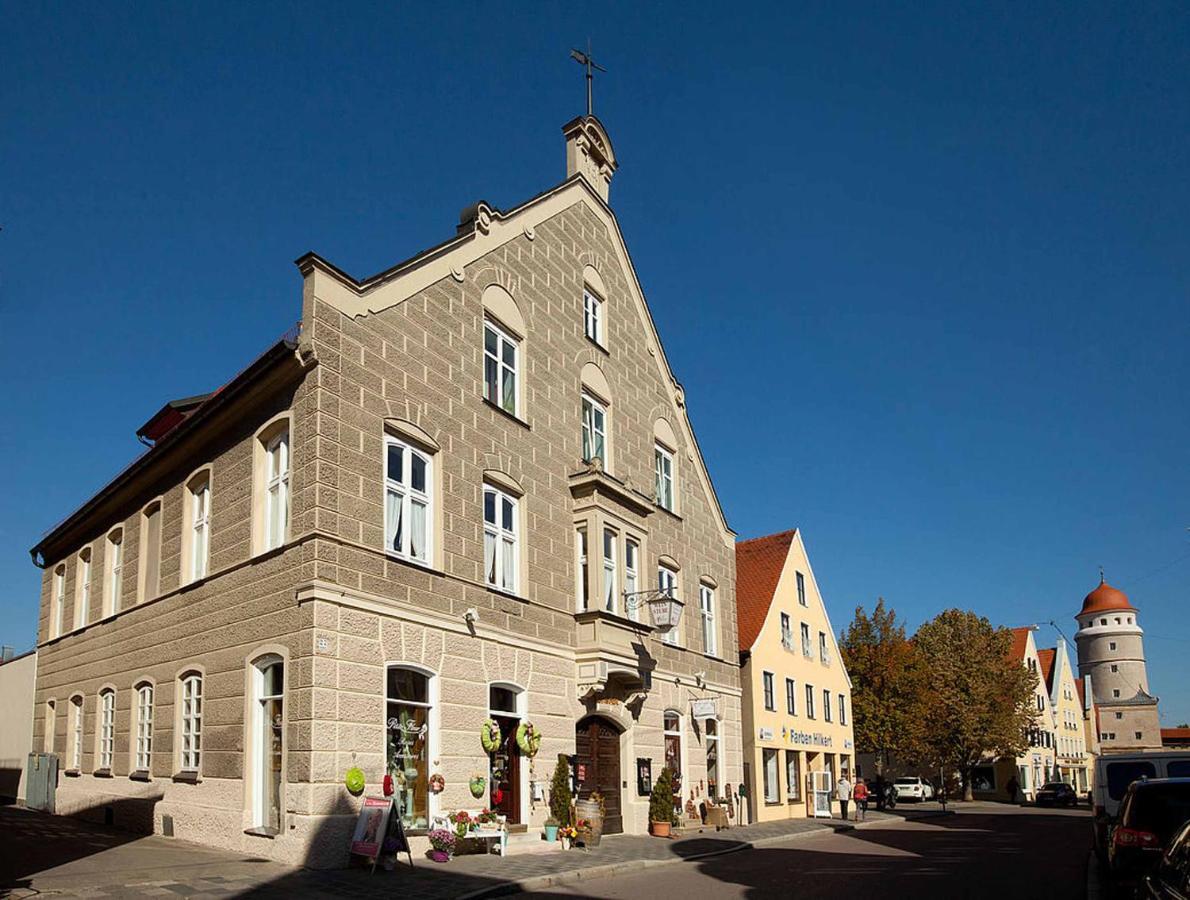 Hotel Weinstube Sinas Brettl Nördlingen Zewnętrze zdjęcie